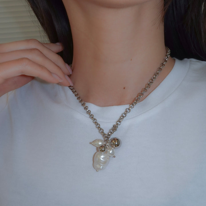 MICKEY NECKLACE