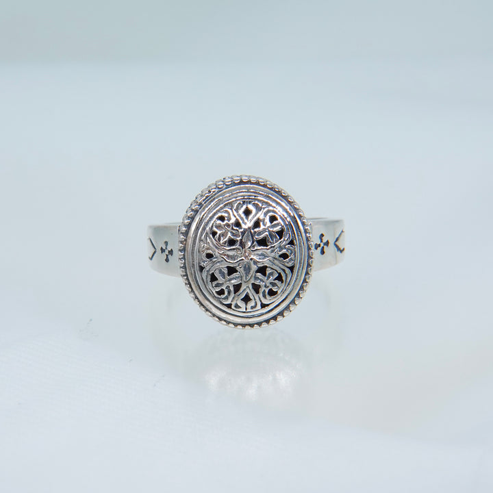 Garden Shadows oval Ring_2458