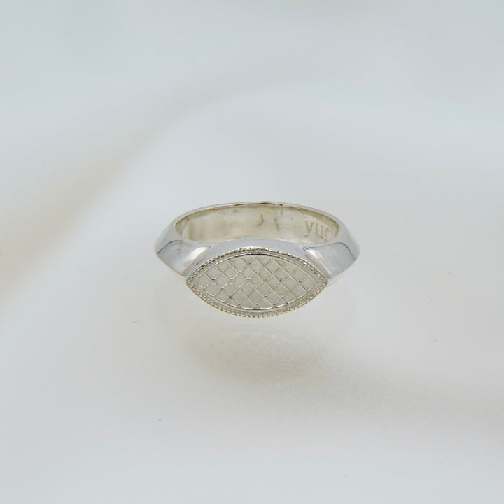 class ring-03