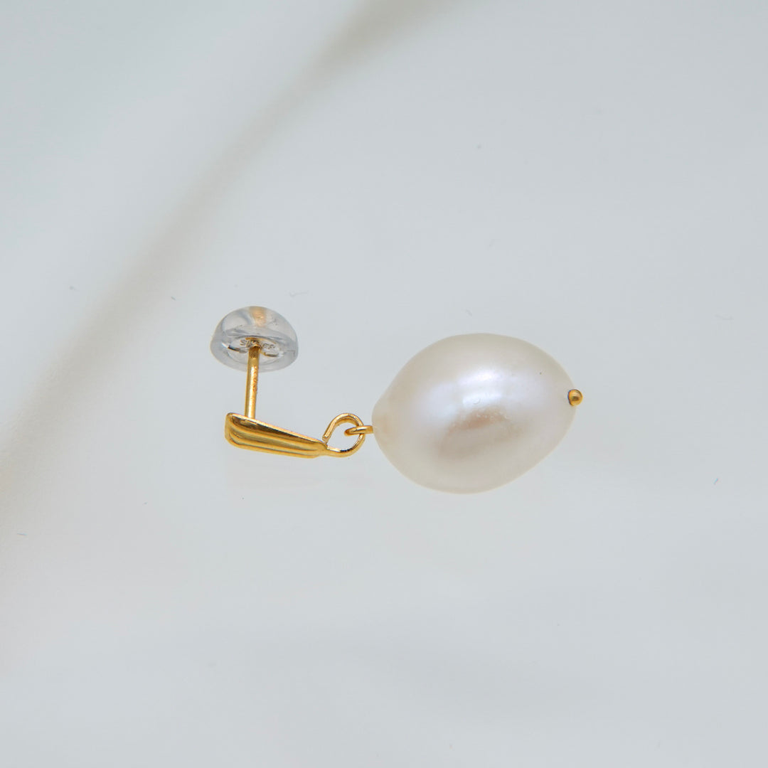 BAROQUE PEARL MEDIUM EARRINGS