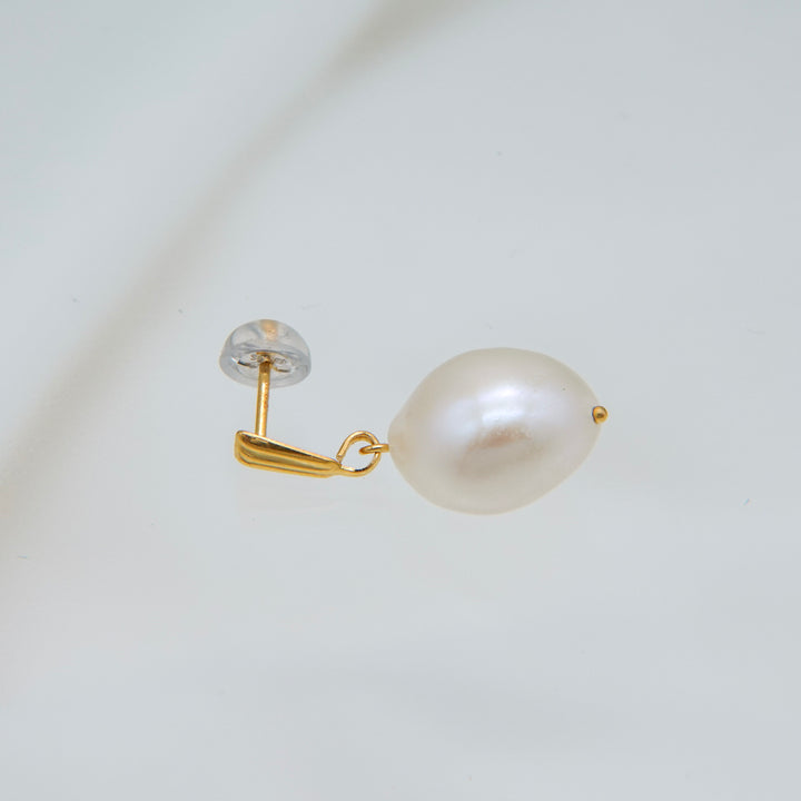 BAROQUE PEARL MEDIUM EARRINGS