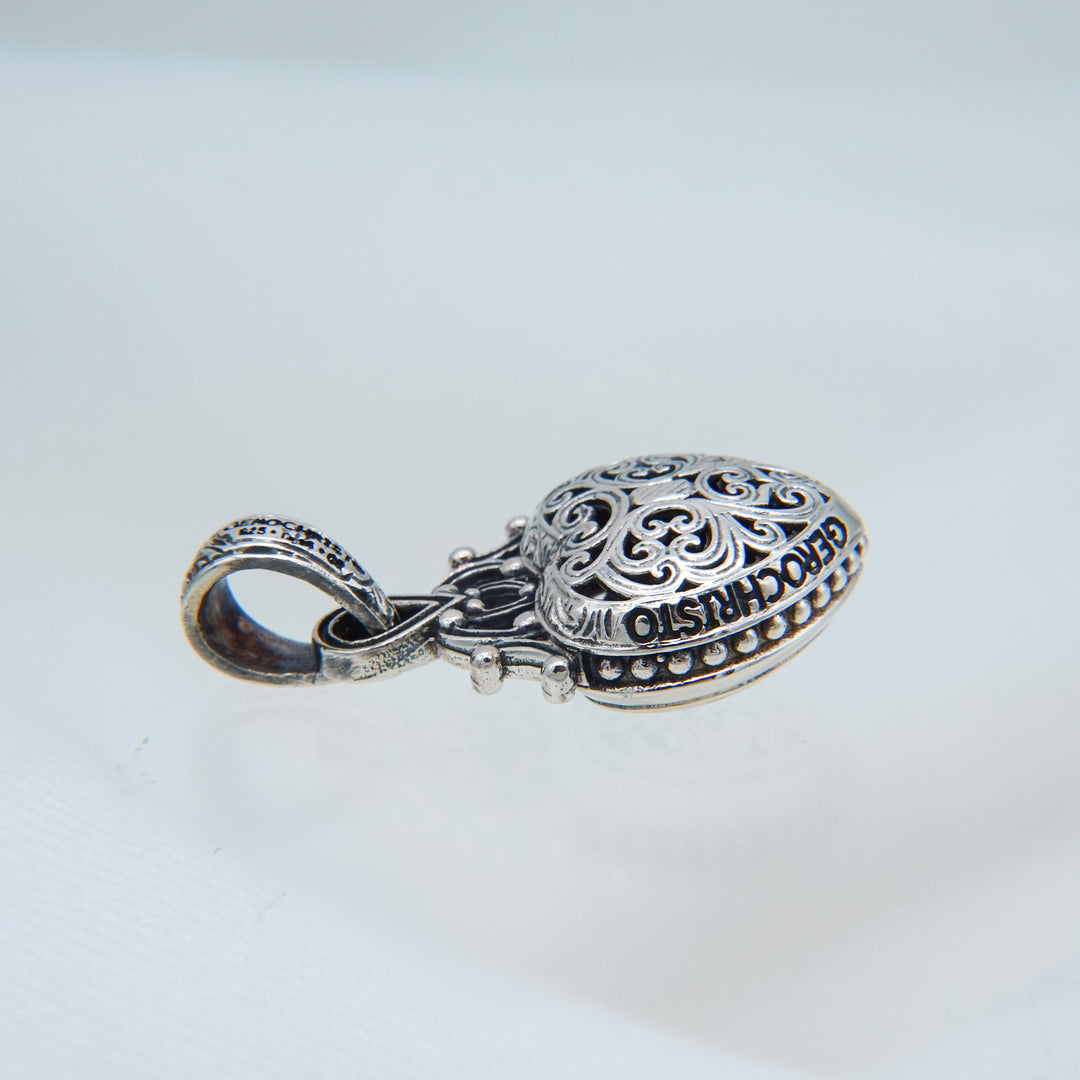 Garden Shadows Hearts Charm_3554