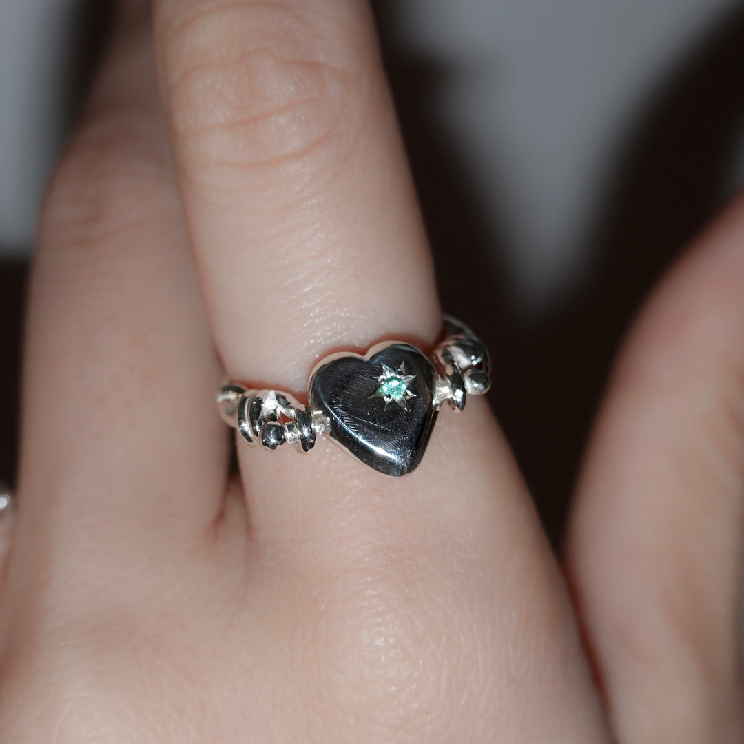 Engraved heart double side ring- Emerald