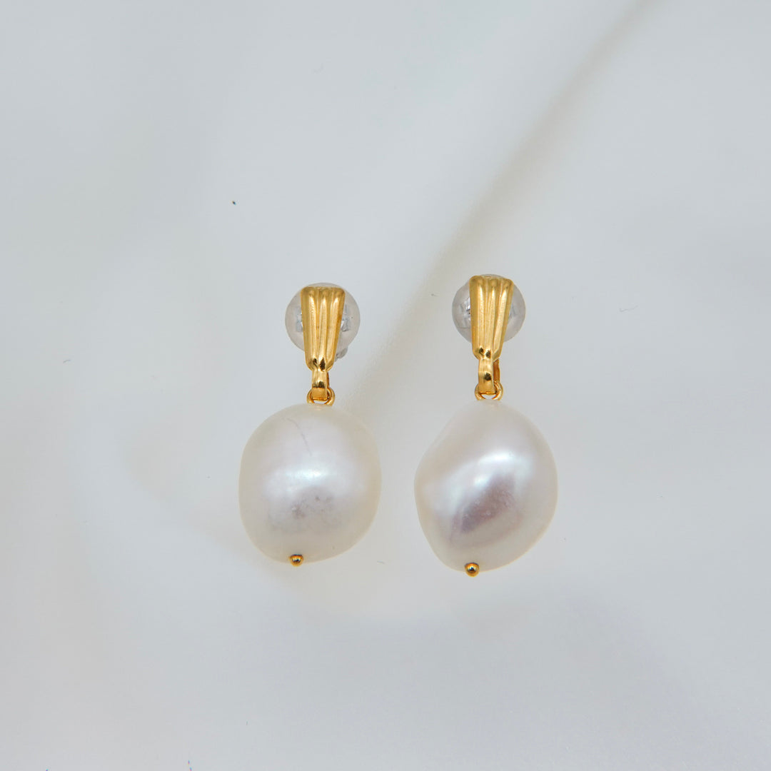 BAROQUE PEARL MEDIUM EARRINGS