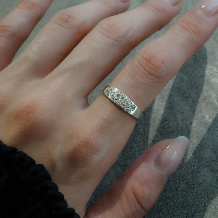 Kao Ring (White)