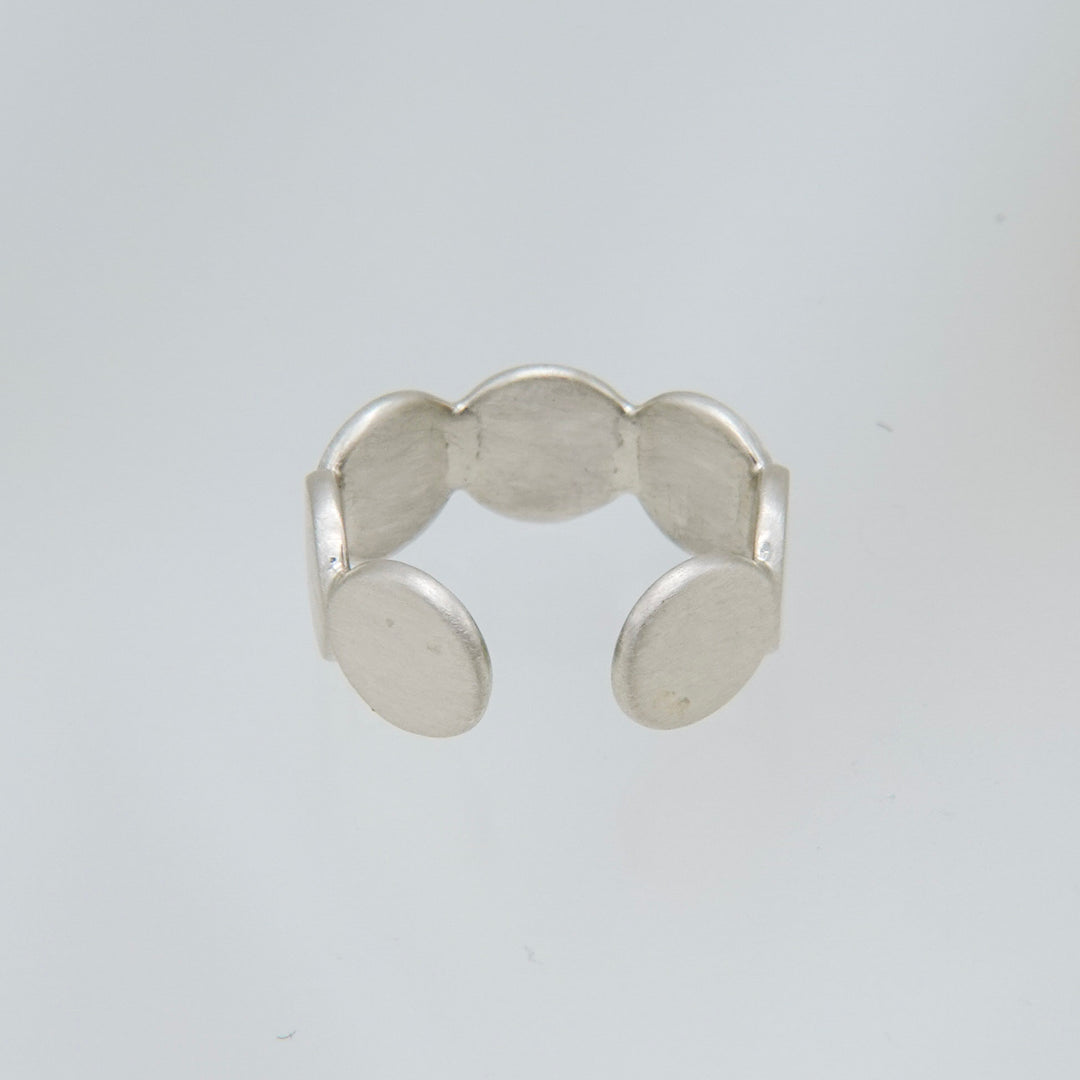 Circles Ear Cuff