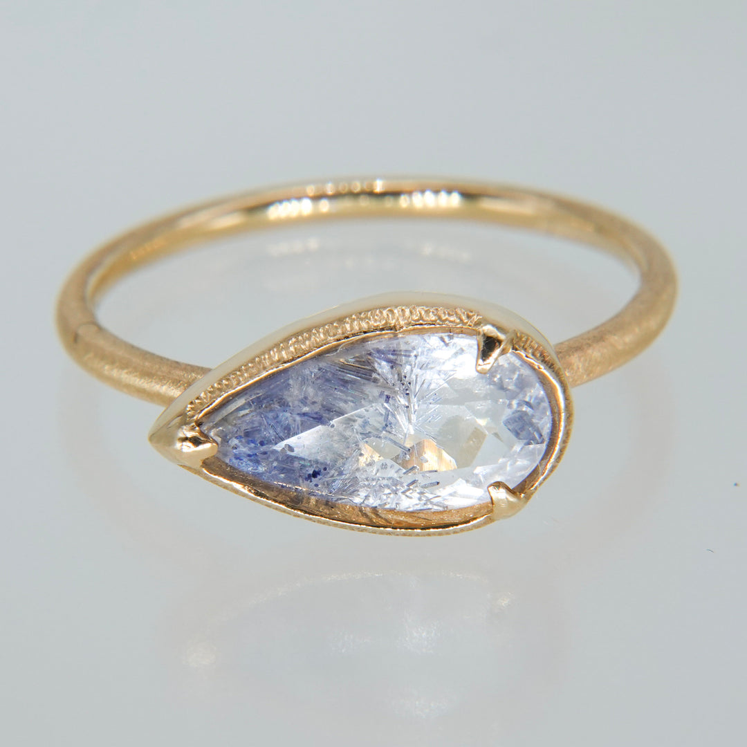 1914_Dumortierite in Quartz