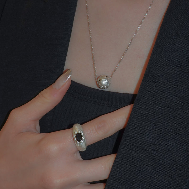 8 PLANETS Necklace (BLACK)