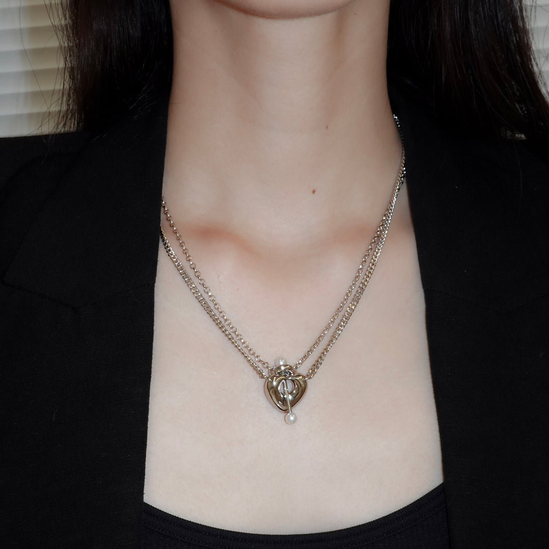 EROS NECKLACE
