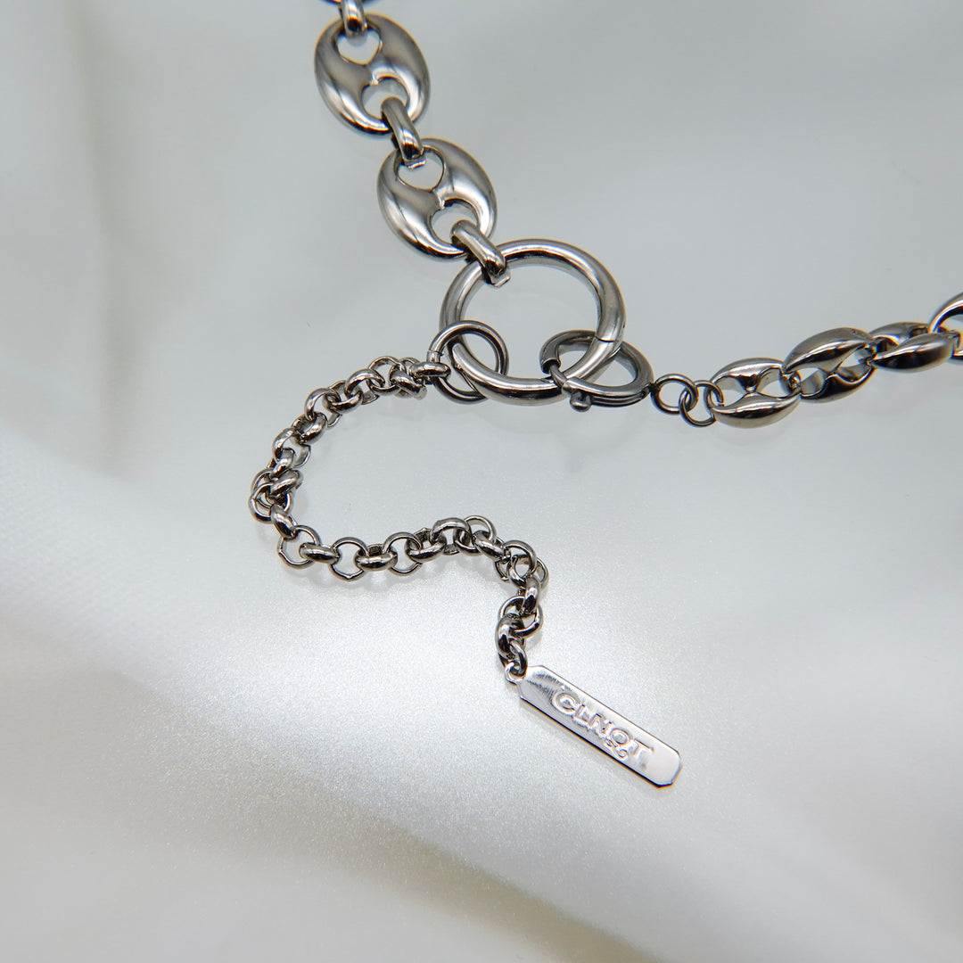 AKARI NECKLACE