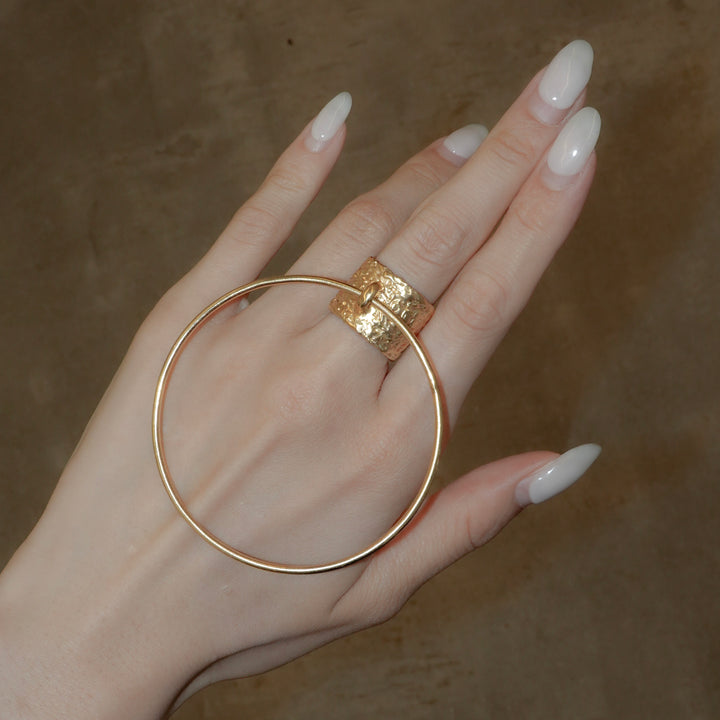 wall hoop ring