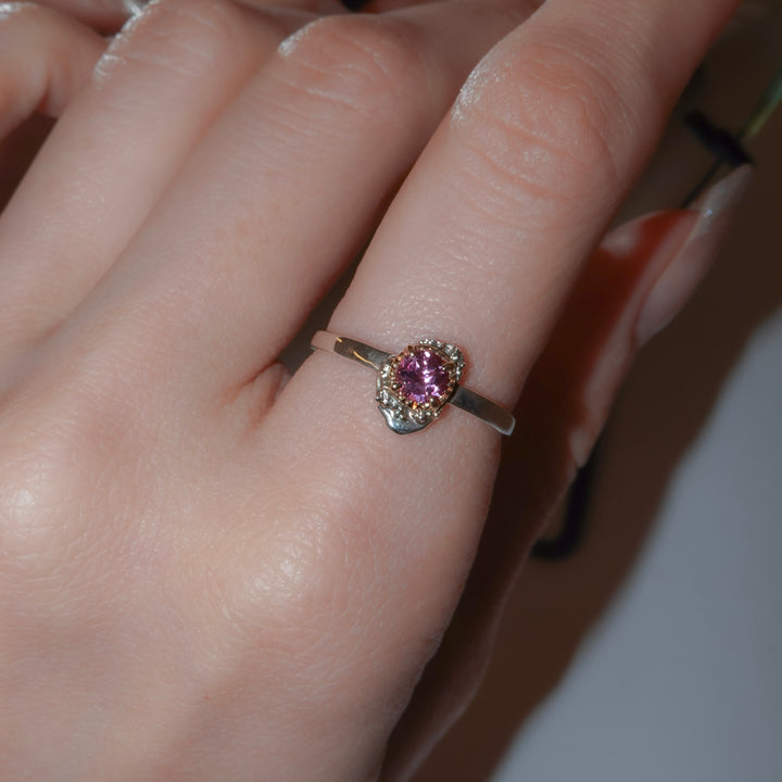 2342_Malaya garnet