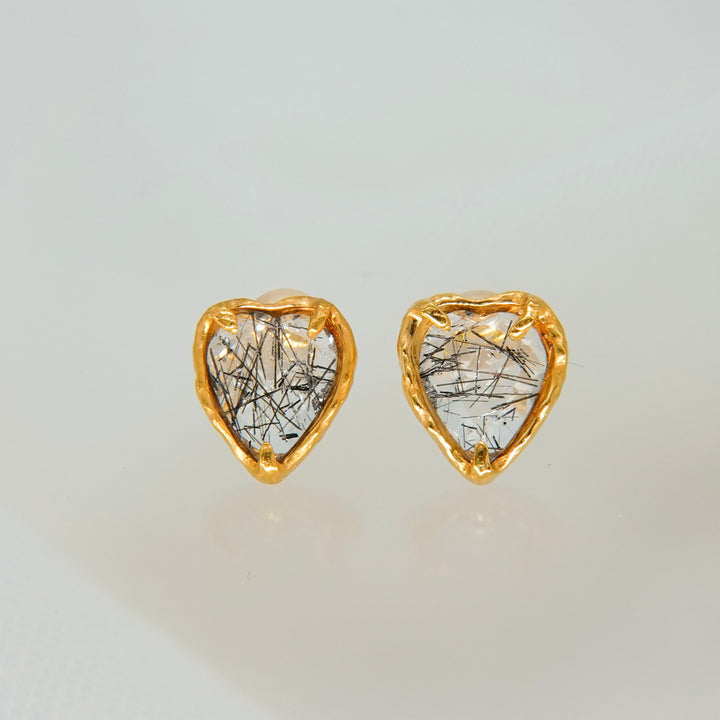 ラヴァハートルチルクオーツピアス(一点もの)