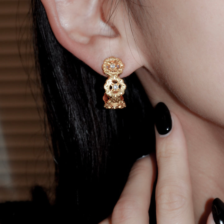 フィレンツェ彫りフラワーイヤリング(K23GP)