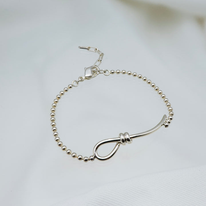 THREADS Silver Fishhook Bracelet