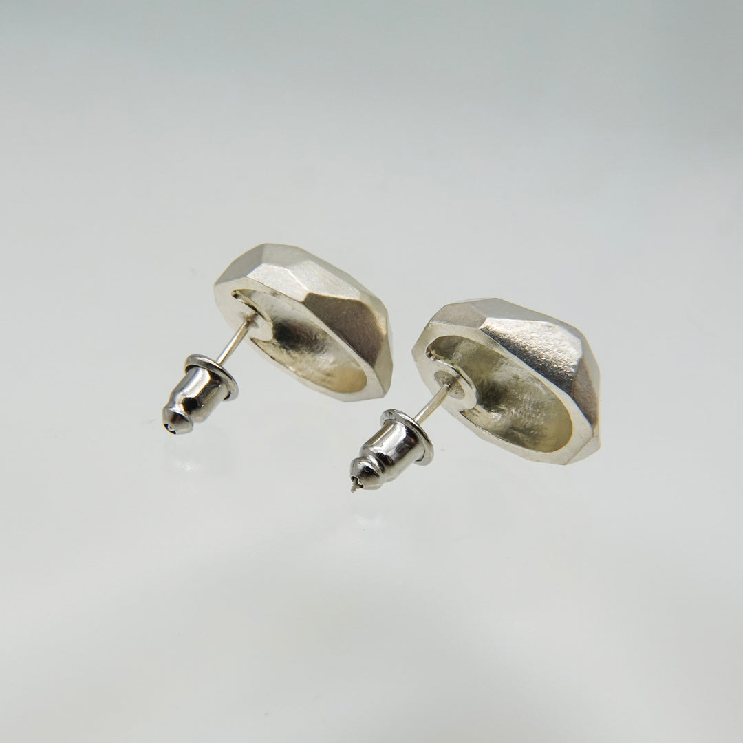 Neutral M pierced earring