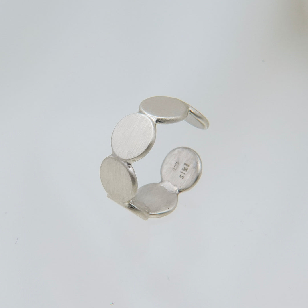 Circles Ear Cuff