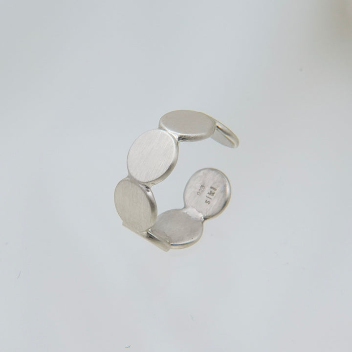 Circles Ear Cuff