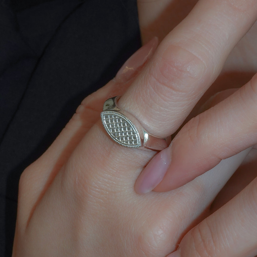 class ring-03
