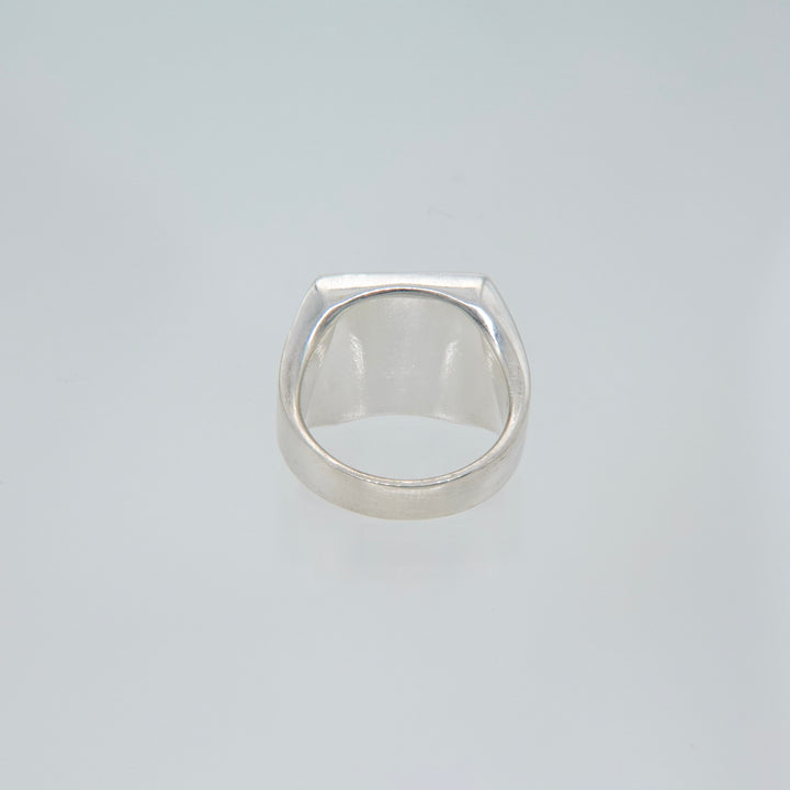Hii Ring (White)
