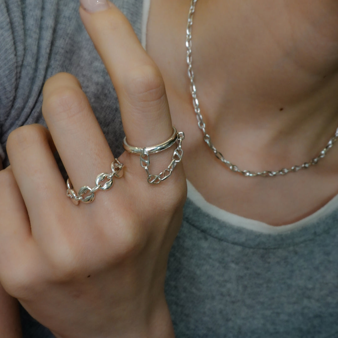 8hole ring Medium