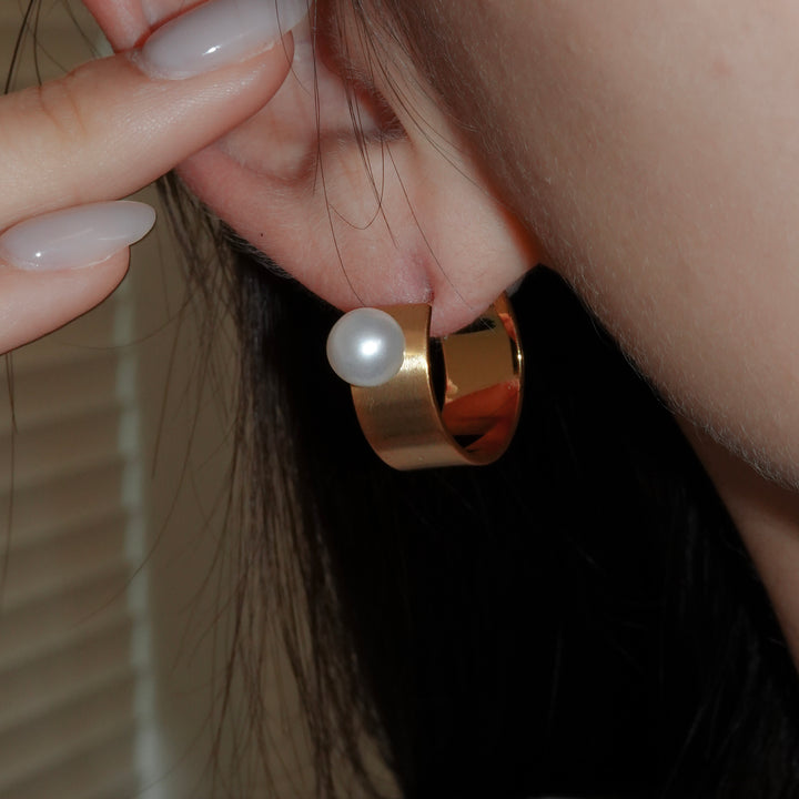 RING pierced earrings