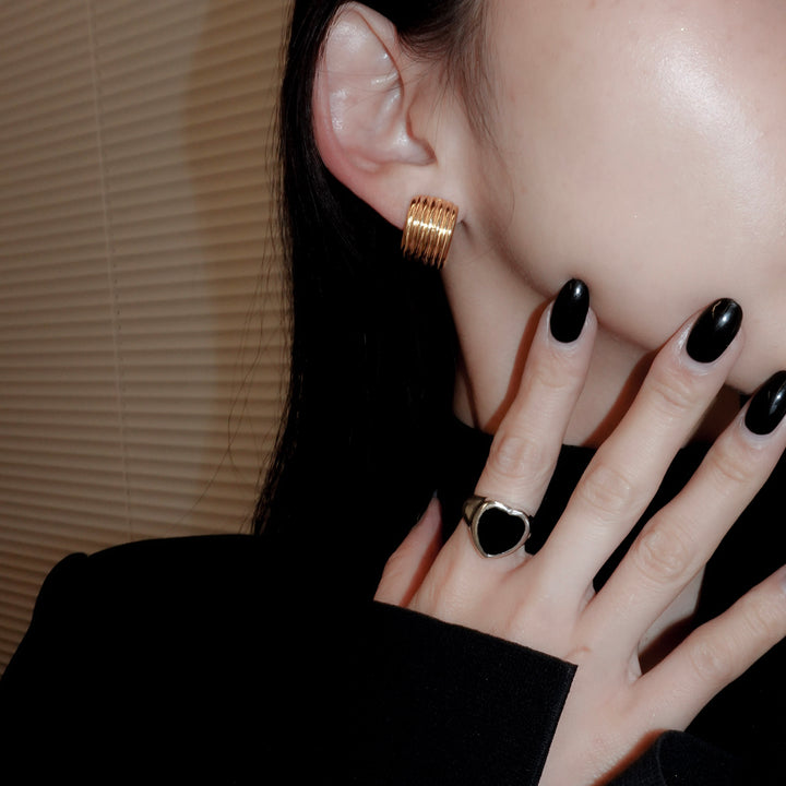 Chunky line curve earrings