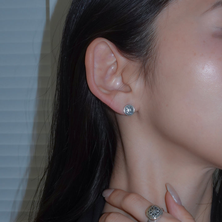 Alexander Stud Earrings_10088