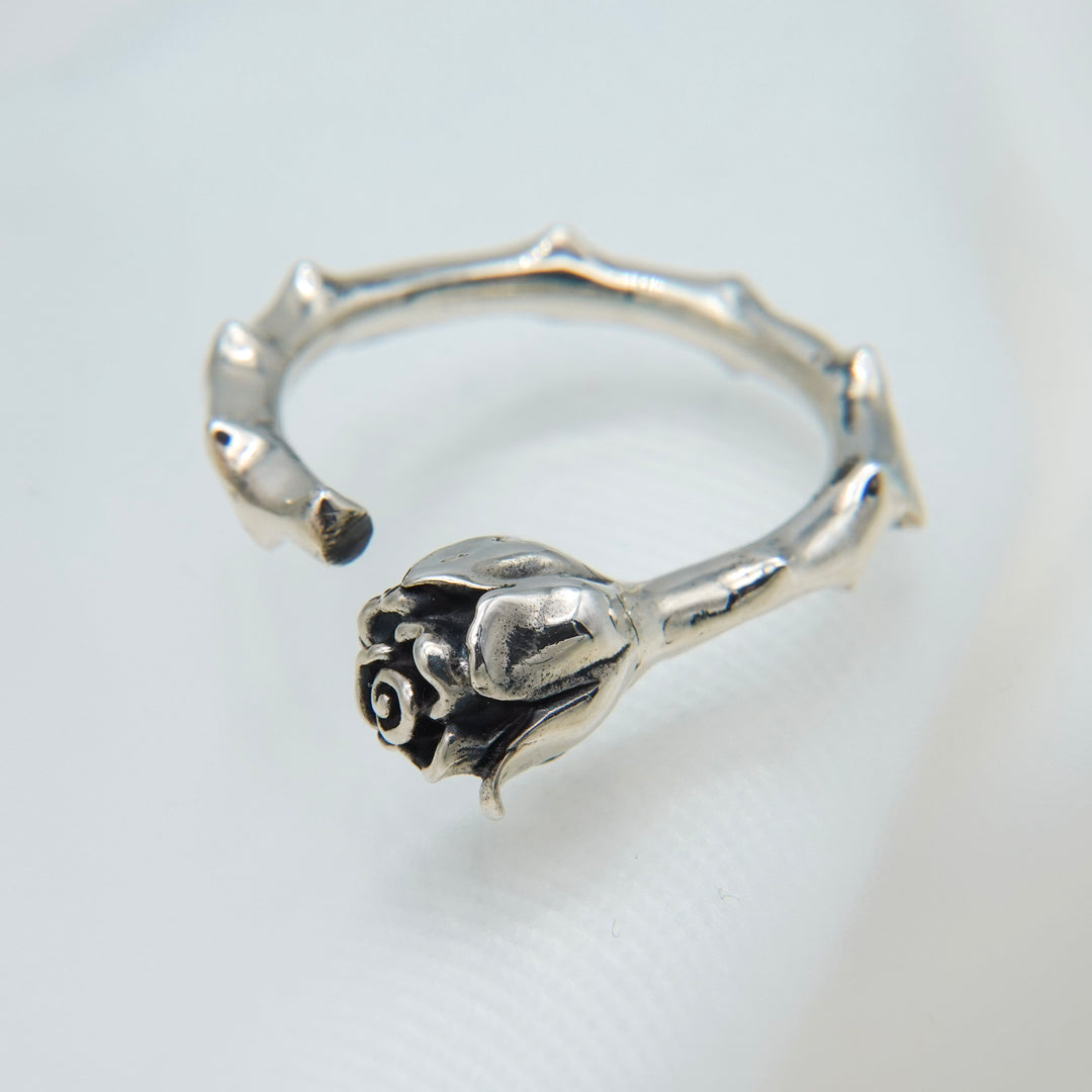 "Rose" ring