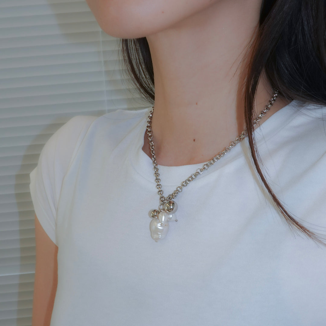 MICKEY NECKLACE