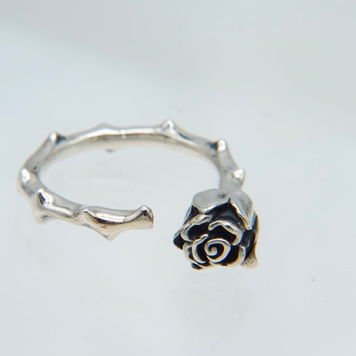 "Rose" ring
