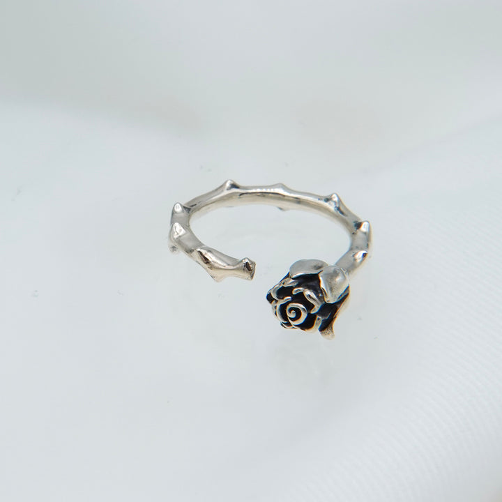 "Rose" ring