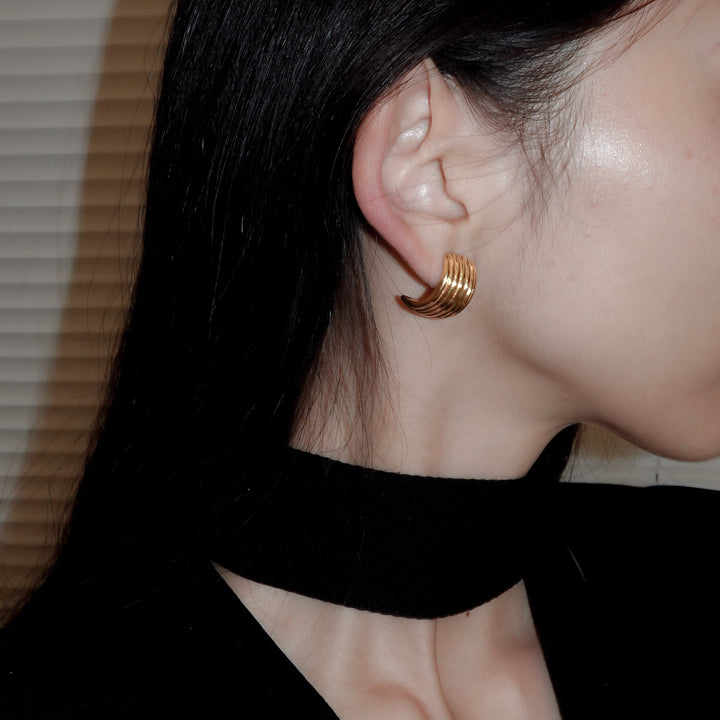 Chunky line curve earrings
