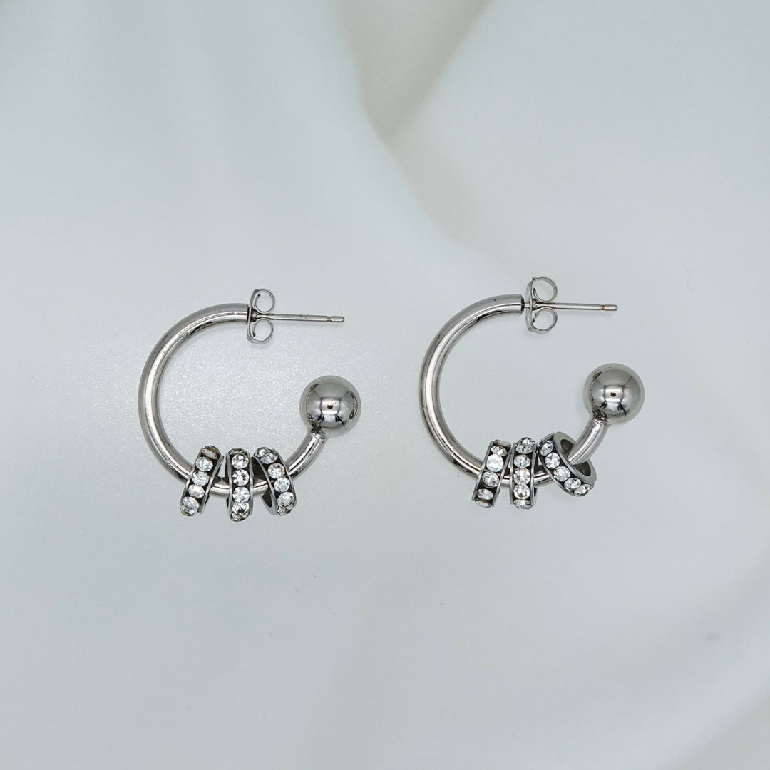 MOLLY EARRINGS