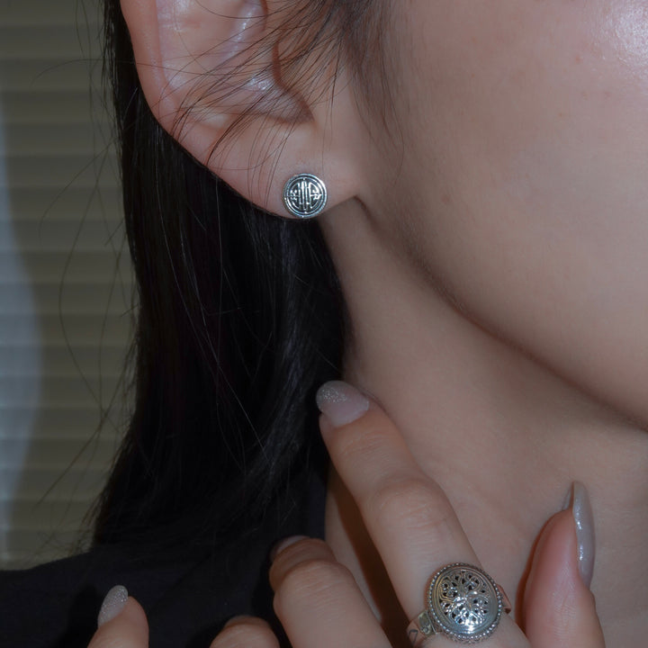 Alexander Stud Earrings_10086