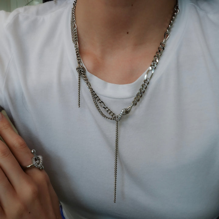 LOIS NECKLACE