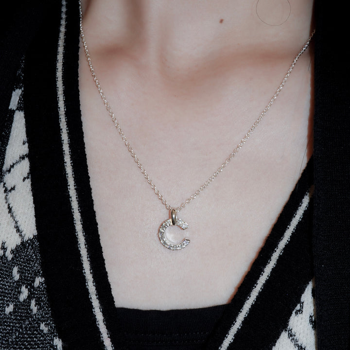 PLATE PENDANT NECKLACE SILVER MOISSANITE