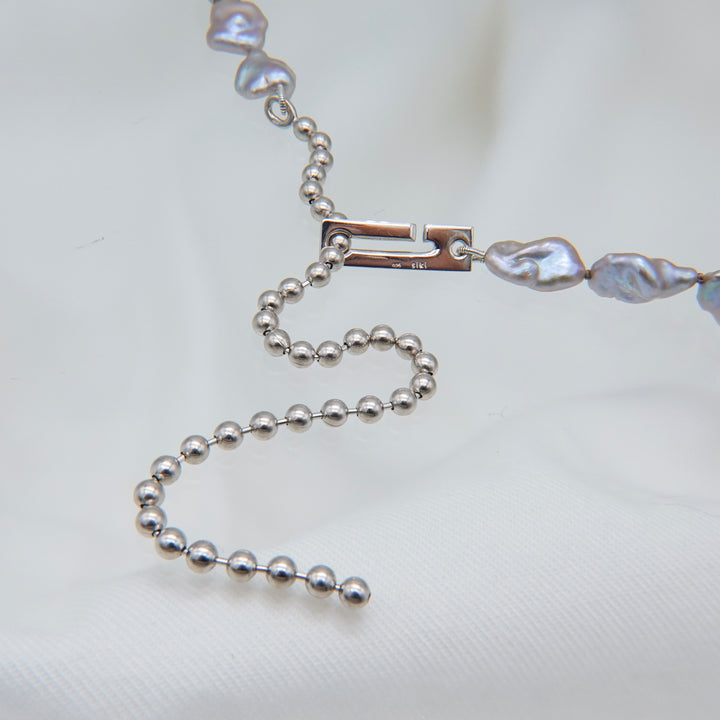Ball Chain Necklace / Grey Keshi Pearl