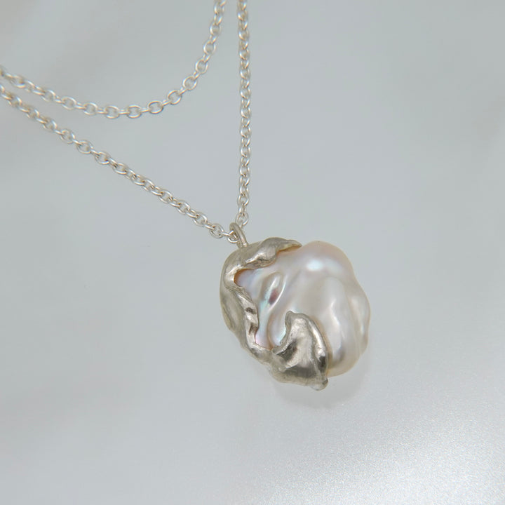 EROSION - Keshi Necklace (Short)