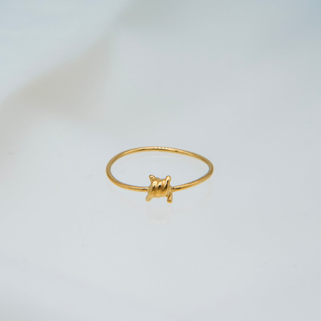 有刺鉄線リング