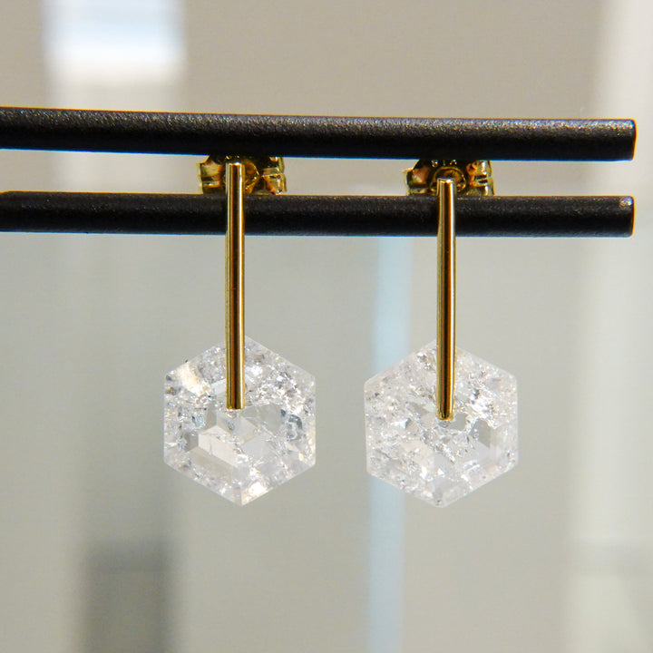 CANDY Crack Quartz Pierced Earring