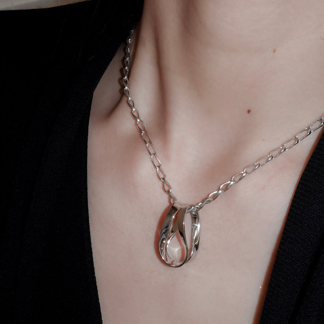 Kusaritoi Necklace L