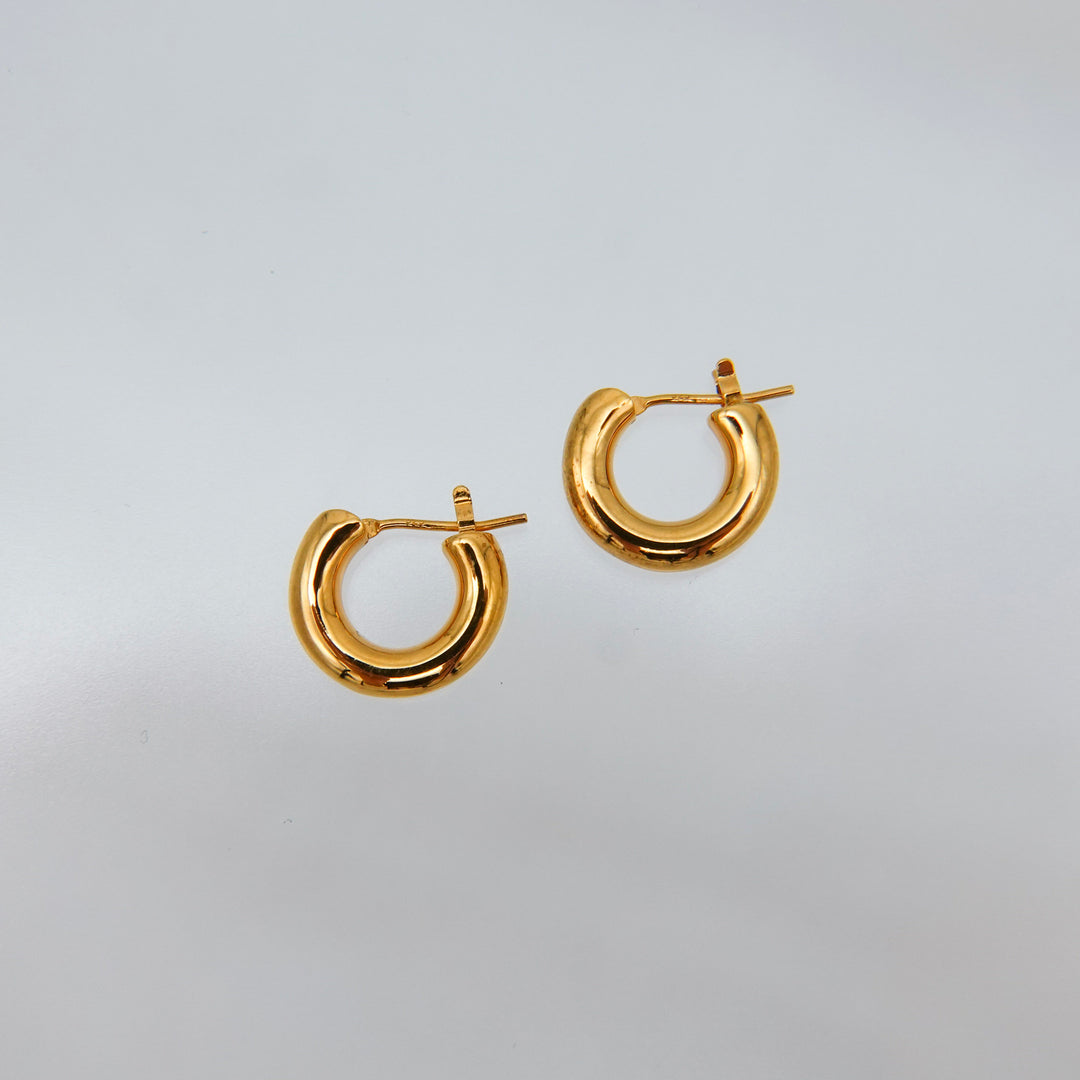 Gold pierced earrings GMA18ピアス