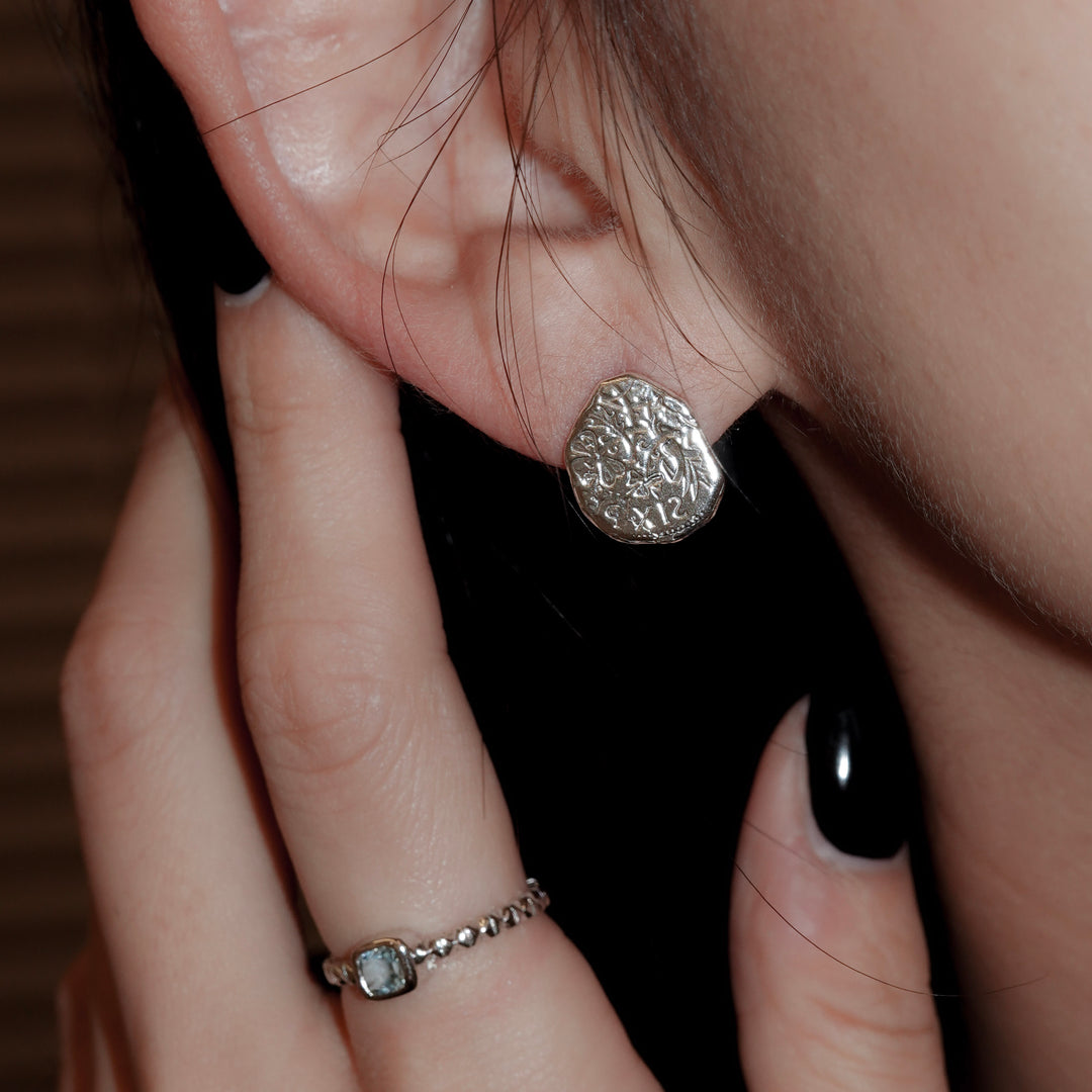 ラッキーチャームピアス(Silver)_コイン