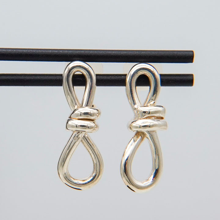 THREADS Silver Knot Pierced Earrings