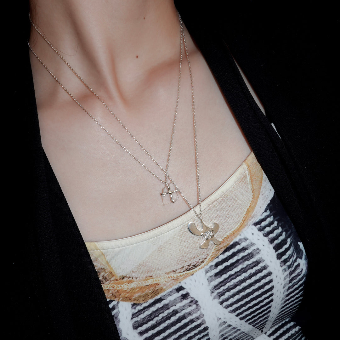 クロスネックレス