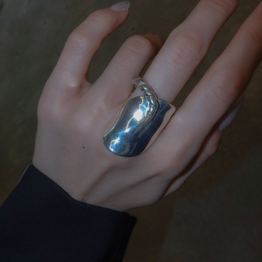 Hylo.002[R]_Helix Surface