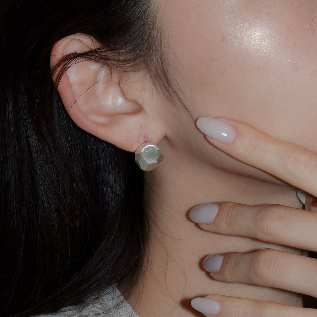 Neutral M pierced earring