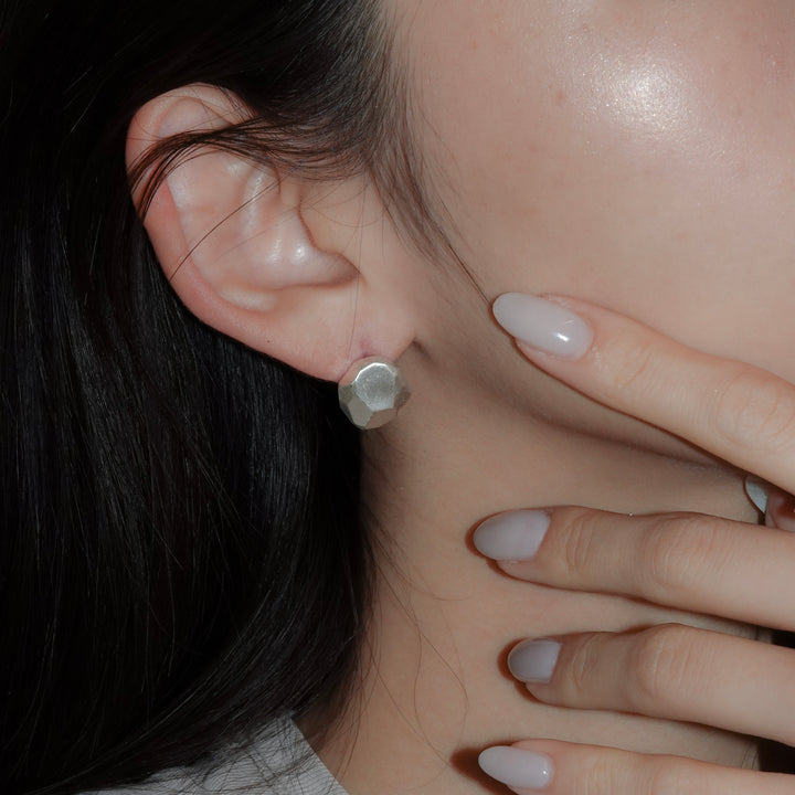 Neutral M pierced earring