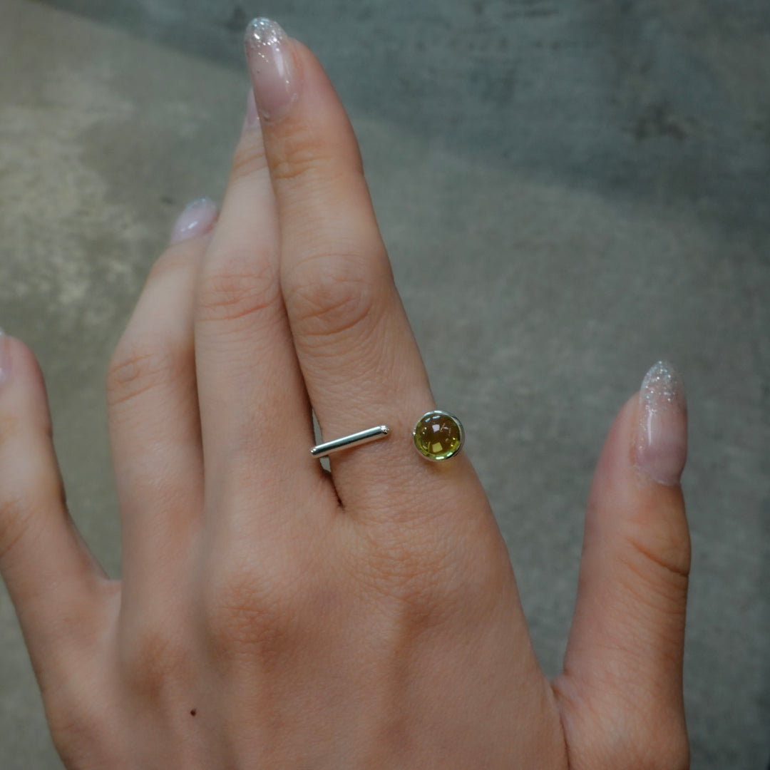 Open Ring / Peridot